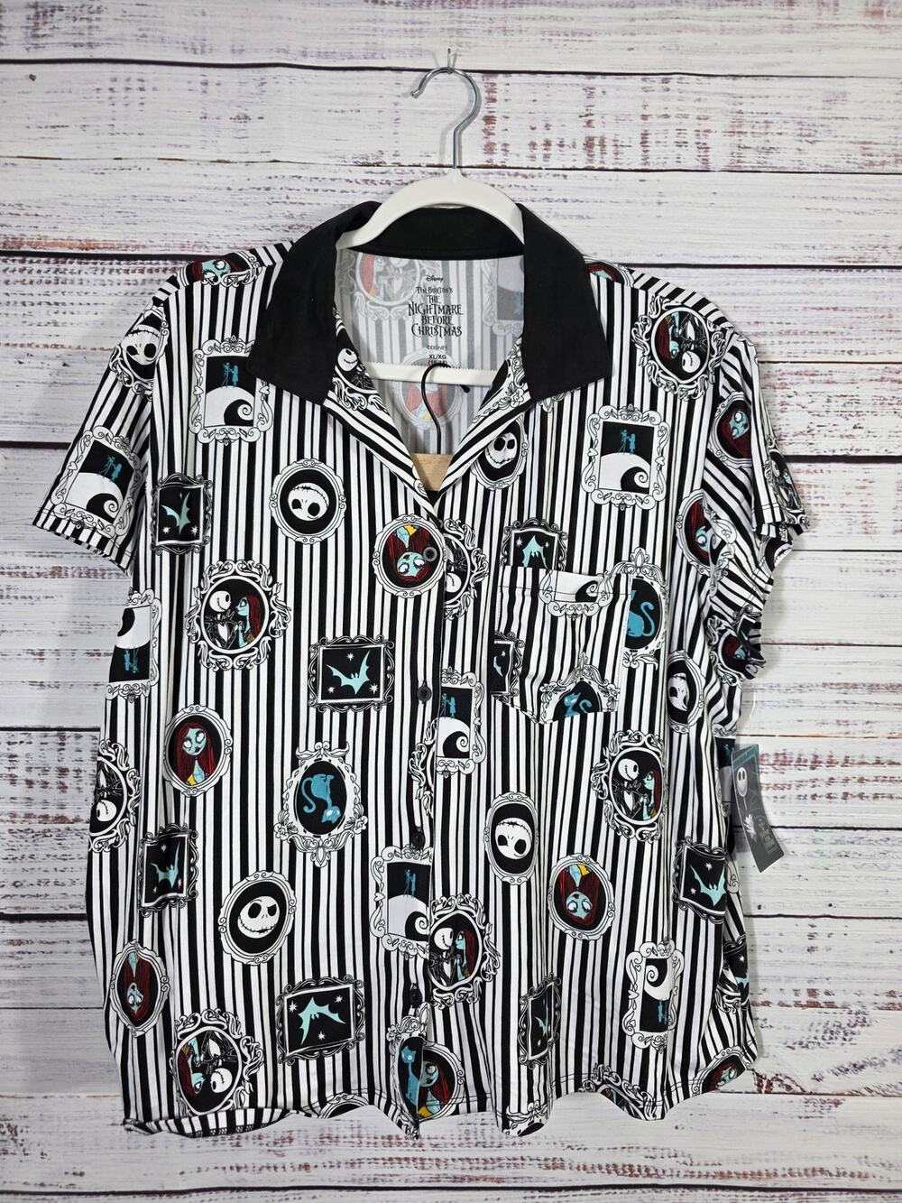 Disney Nightmare Before Christmas Button up shirt and short set XL 16-18 - Picture 1 of 6